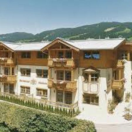 Ferienhaus Hotel Roesslwirt Kirchberg in Tirol Ngoại thất bức ảnh